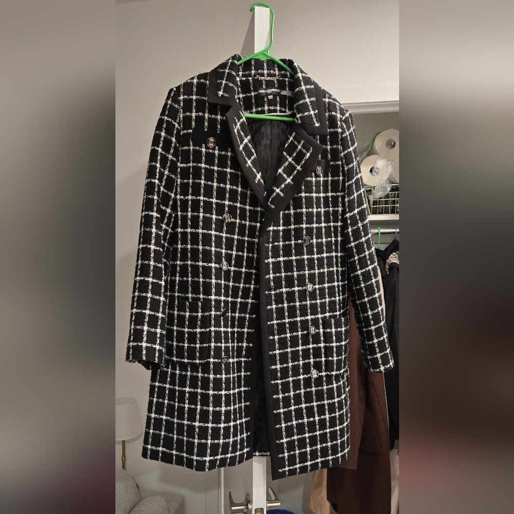 Karl Lagerfeld Women's Black and White Checkered Coat Size US6